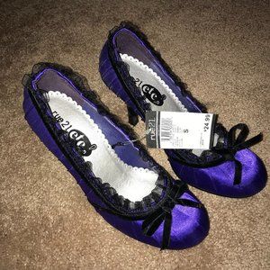 NEW Purple Satin Round Toe Rue 21 High Heels Small